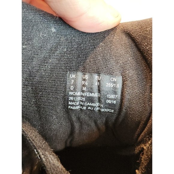 WOMENS SZ 9.5 M CLARKS ANKLE BOOTS LEATHER SUEDE HICKING FASHION SOFT CUSHION - Picture 8 of 8